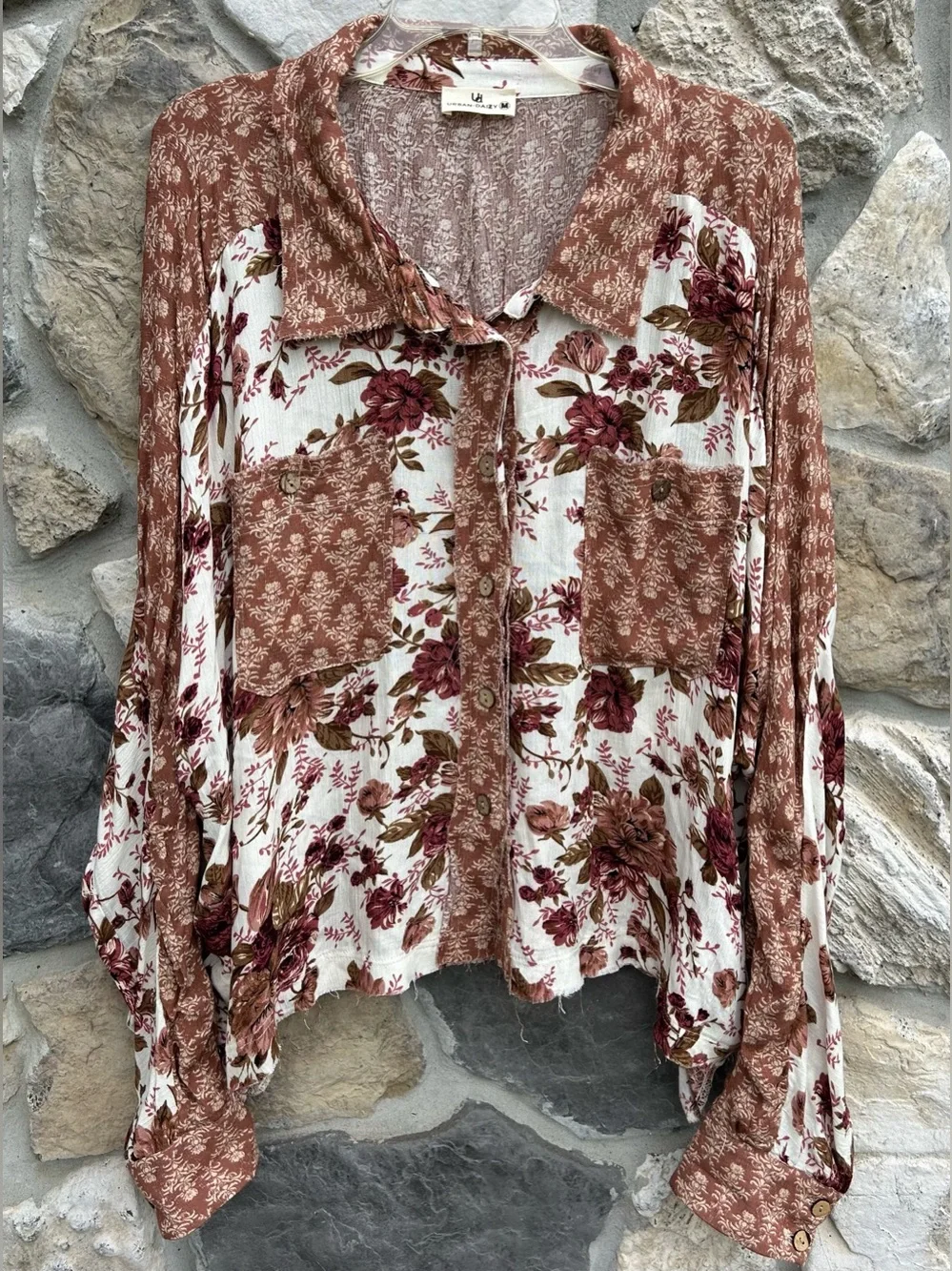 Urban Daizy Oversized Boho Top Size M Floral Patchwork Flowy Raw Hem Shabby Chic - Picture 1 of 6